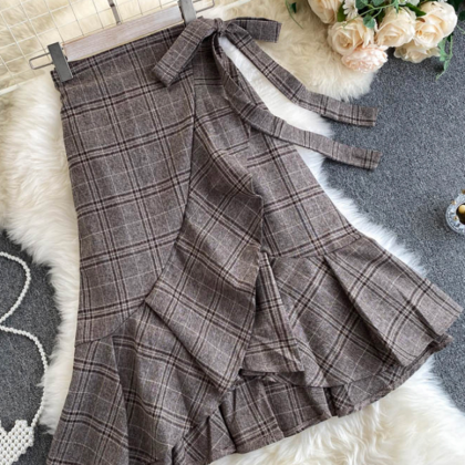 A Line Irregular Plaid Skirt