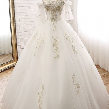 Pretty Tulle Off-the-shoulder Neckline Ball Gown..