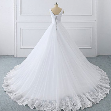 Vintage White V Neck Tulle Lace Long Wedding Dress