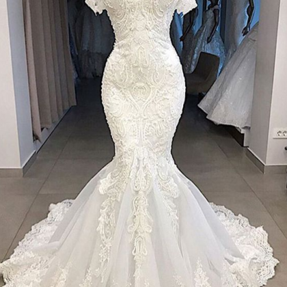 Off-the-shoulder Mermaid Wedding Dresses With Lace..