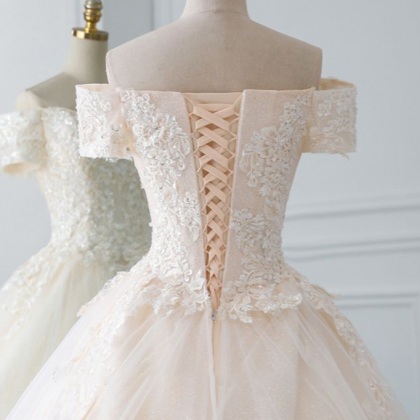 Affordable Off-the-shoulder Tulle Lace Wedding..