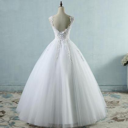 Beautiful Tulle V-neckline Long Wedding Dress