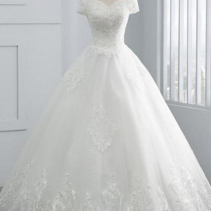 Beautiful A Line Lace Applique Wedding Dress