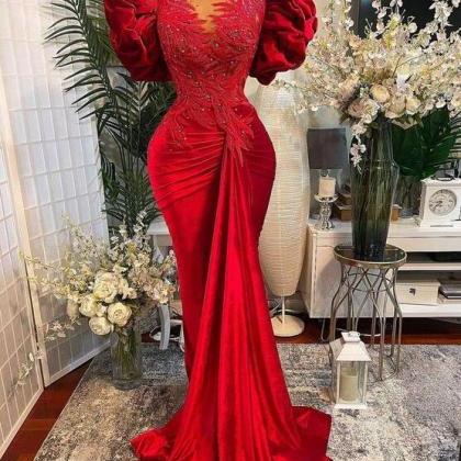 Elegant Mermaid Lace Applique Evening Dress
