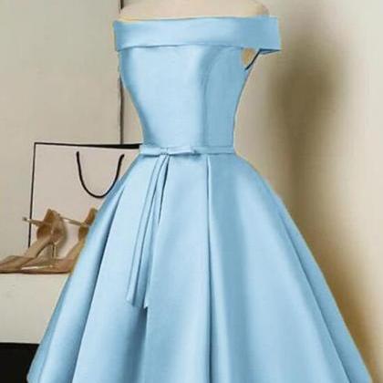 Pretty A Line Off The Shoulder Satin Lace Short Homecoming Dress 19th Birthday Outfits main image 1