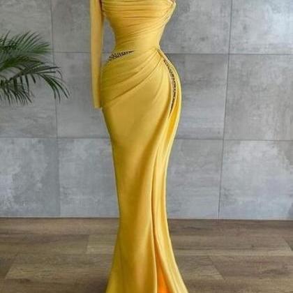 Gorgeous Yellow Split Prom Dress With Beads