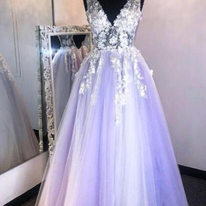 A Line Purple V Neck Lace Applique Long Prom Dress