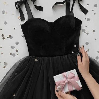 Shinny A-line Black Tulle Prom Dresses