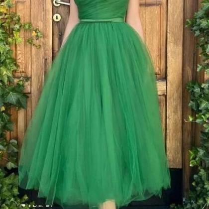 Simple Tea Length Green Tulle Prom Dresses