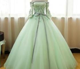 Plus Size Mint Green Evening Dress with Ruffle V-Neck and A-Line Skirt