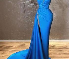 Luxurious One Shoulder Mermaid Prom Dress with Rainstone Split main image 1