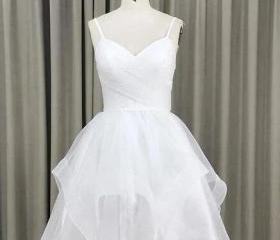 Cute V Neck Tulle Short Homecoming Dress With White Lace Appliques WD187 main image 1