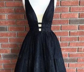 Sexy Lace V Neck Black Evening Dress