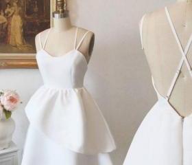 Trendy White Straps Teens Short Prom Dresses JTRE006