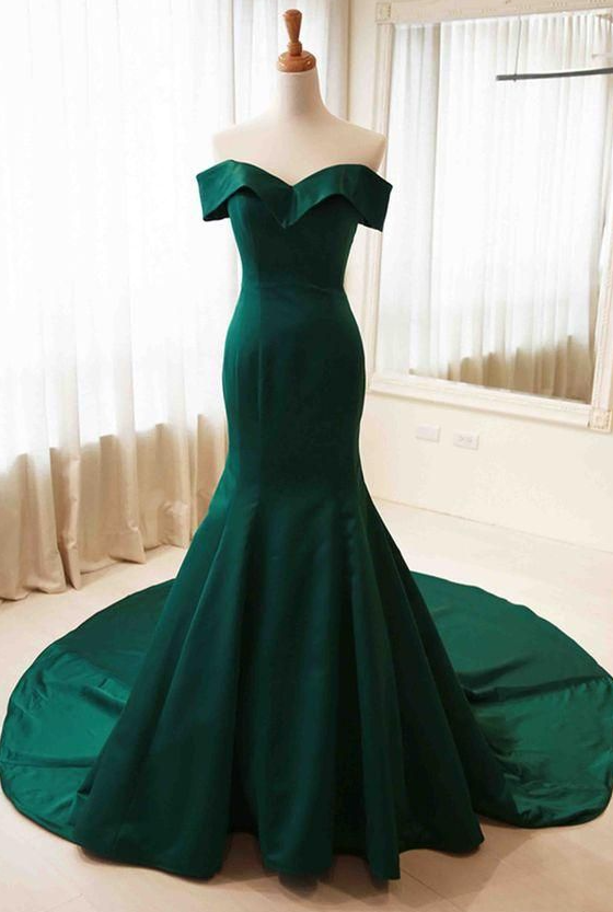 V-neck Light Green Mermaid Prom Dress
