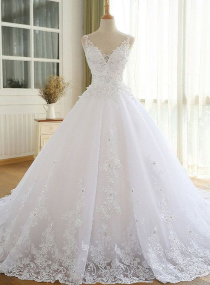 V-neck Ball Gown Wedding Dresses With Beaded