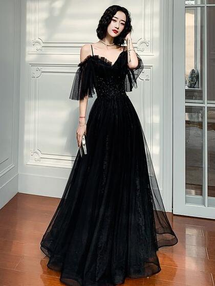 A Line Black Tulle Lace Long Prom Dress