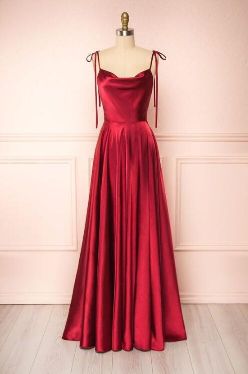 Knitted Burgundy Cowl Neckline Corseted Gown With Train And Front Slit