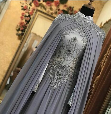 Vintage Long Sleeve High Neck Lace Applique Beaded Chiffon Prom Dresses