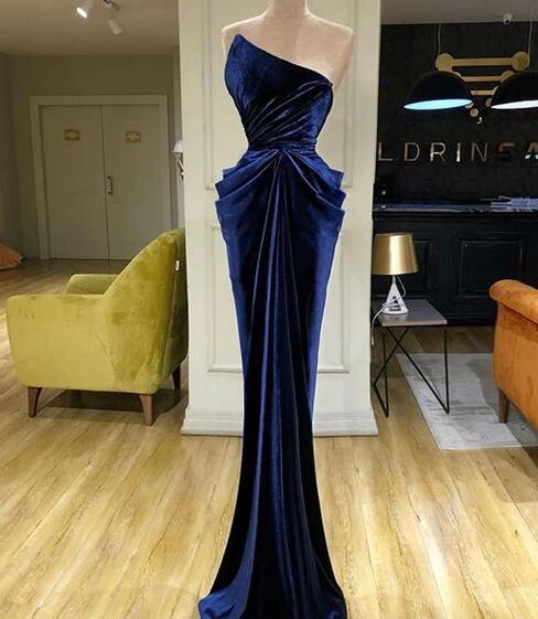 Charming Royal Blue Velvet Prom Dresses