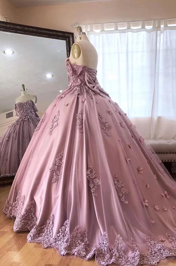 Off The Shoulder Tulle Ball Gown Quinceanera Dress With Lace Appliques