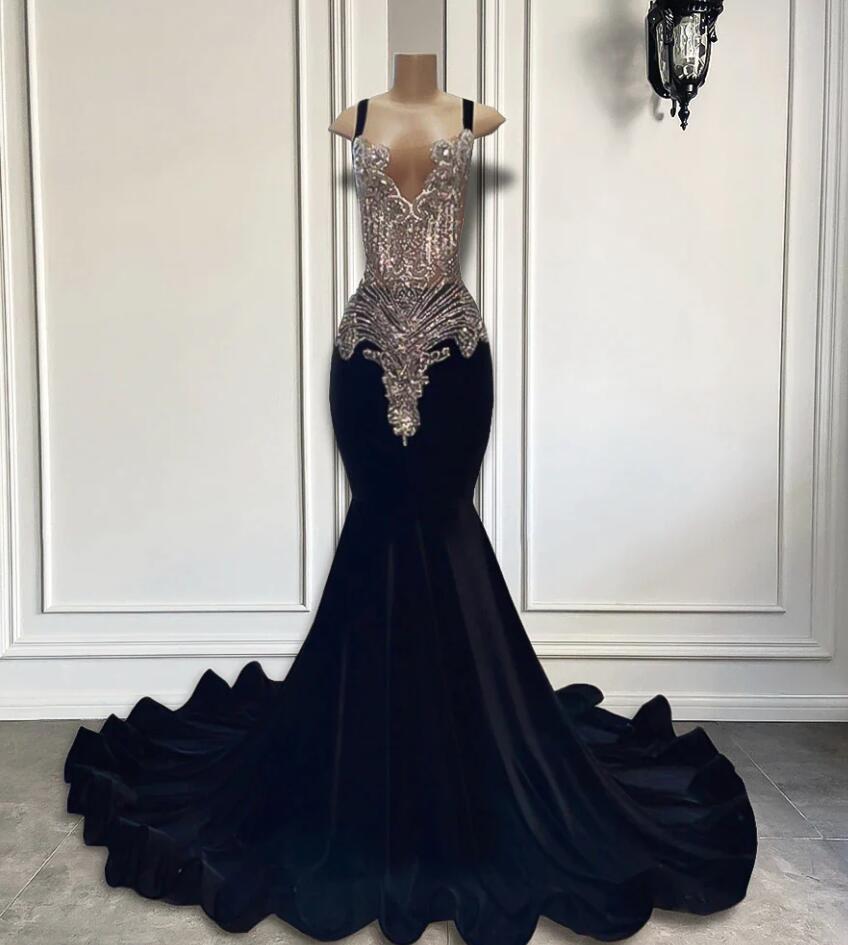 Luxury Sexy Mermaid Style Sparkly Silver Diamond Crystals Black Girl Velvet Prom Dress