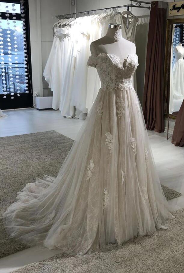 Light Champagne Tulle Lace Long Wedding Dress
