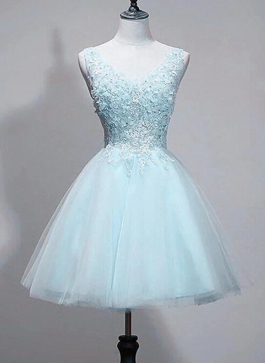 Light Blue V-neckline Lace Tulle Homecoming Dress