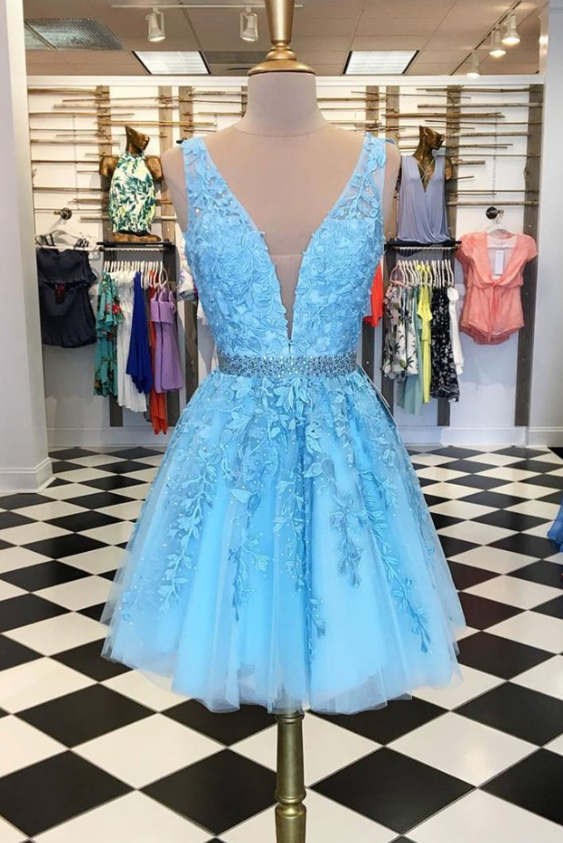 Simple Blue V Neck Tulle Lace Applique Short Homecoming Dress