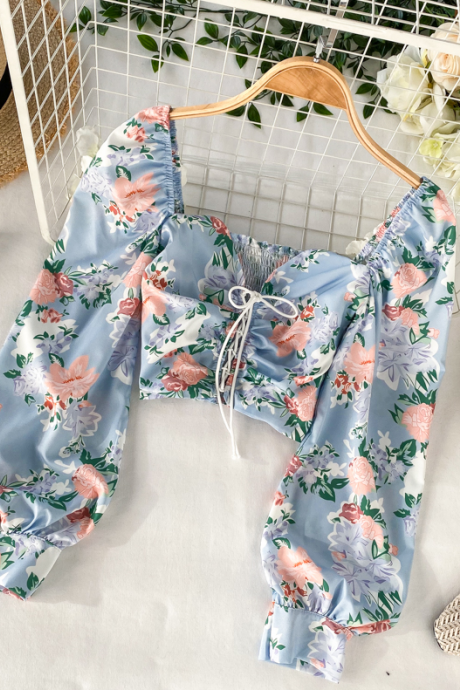 Stylish Long-sleeved Floral Top