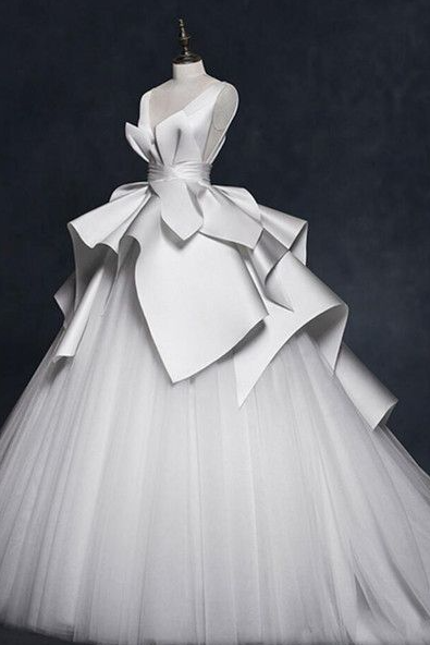 A Line Custom Made Vintage Tired Skirt Coming Wedding Dresses