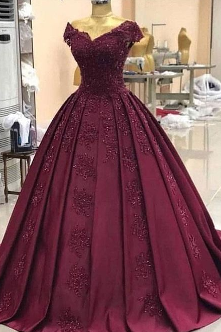 Off Shoulder Burgundy V Neck Long Prom Dress With Applique