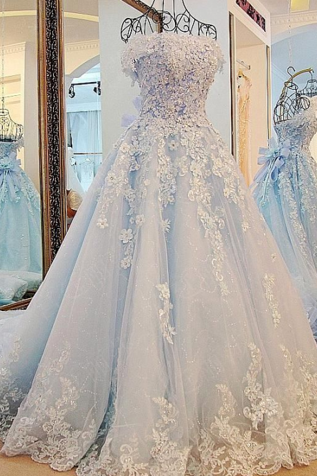 Off-the-shoulder A Line Wedding Dresses With Lace Appliques