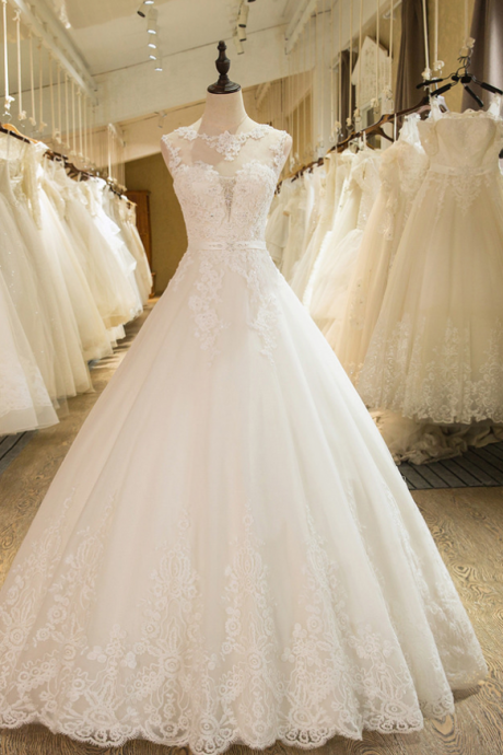 A-line Sleeveless Lace Appliques Wedding Dress