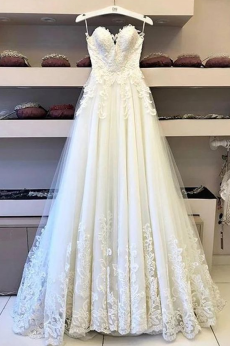 Beautiful Modest Wedding Gowns With Sweep Train