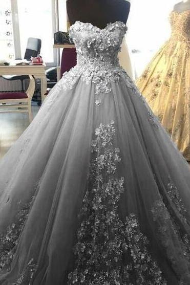 Charming Silver Ball Gown Prom Dresses With Lace