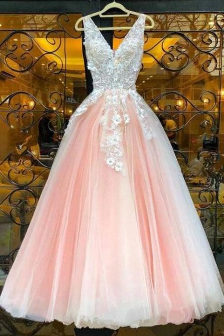 A Line Pink Lace Appliques Long Sweet 16 Prom Dress