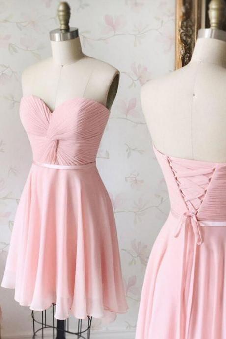 Cute Pink Chiffon Short Bridesmaid Dresses 2023