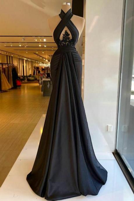 A Line Black Lace Applique Evening Dress