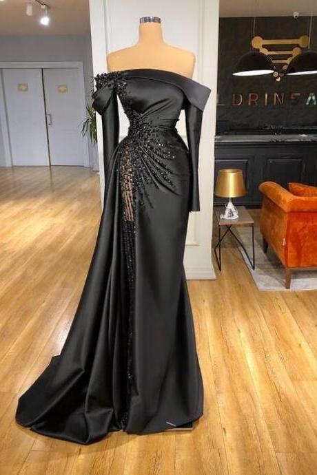 Vintage Long Sleeve Black Evening Dresses With Beaded