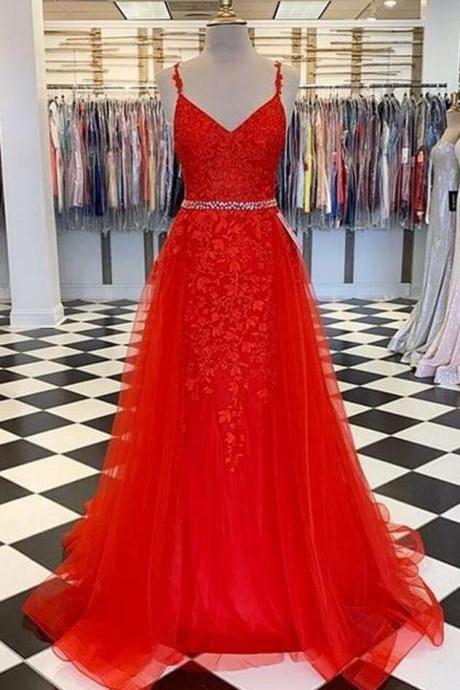 A Line Red V-neck Tulle Long Prom Dresses With Appliques
