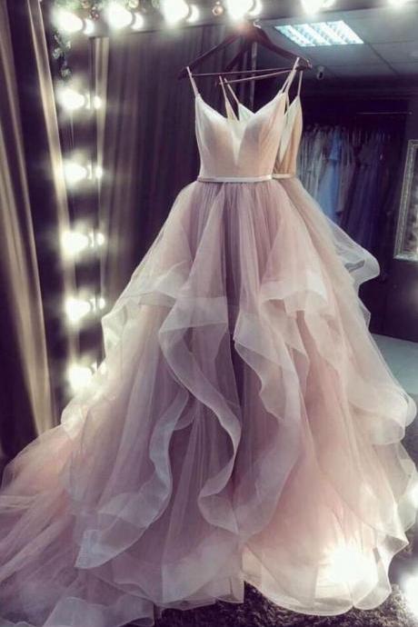 A Line V-neck Tulle Ball Gown Prom Dresses