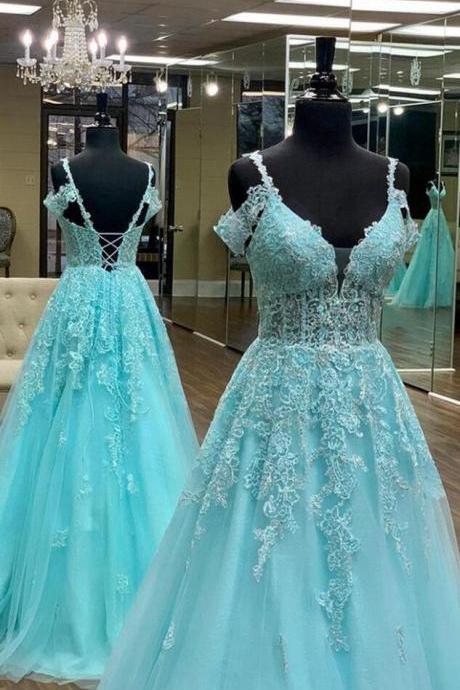 A Line Tulle Long Prom Dresses With Appliques