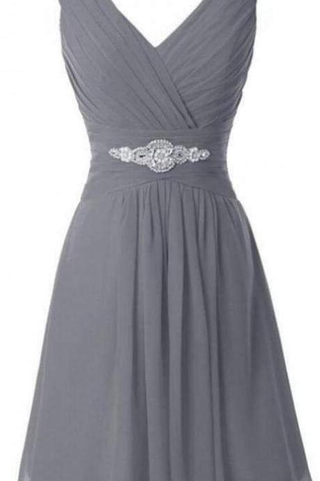 Simple Grey Chiffon Beading Homecoming Dresses