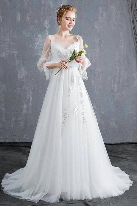Simple Tulle Wedding Dress With Lace Applique
