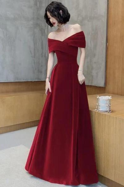 Elegant Velvet Long Prom Dress