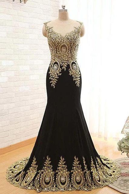 Mermaid Round Neck Lace Applique Black Prom Dresses