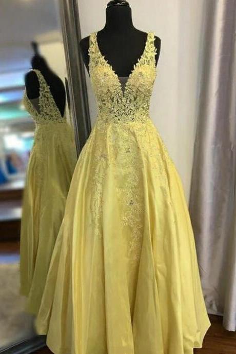 Stunning Classy Yellow Lace Prom Dresses