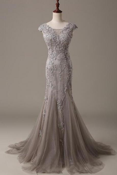 Elegant Cap Sleeve Vintage Evening Dresses With Lace Applique Beaded