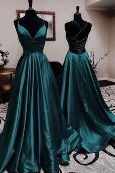 Elegant Modest Evening Dress Green Prom Dresses